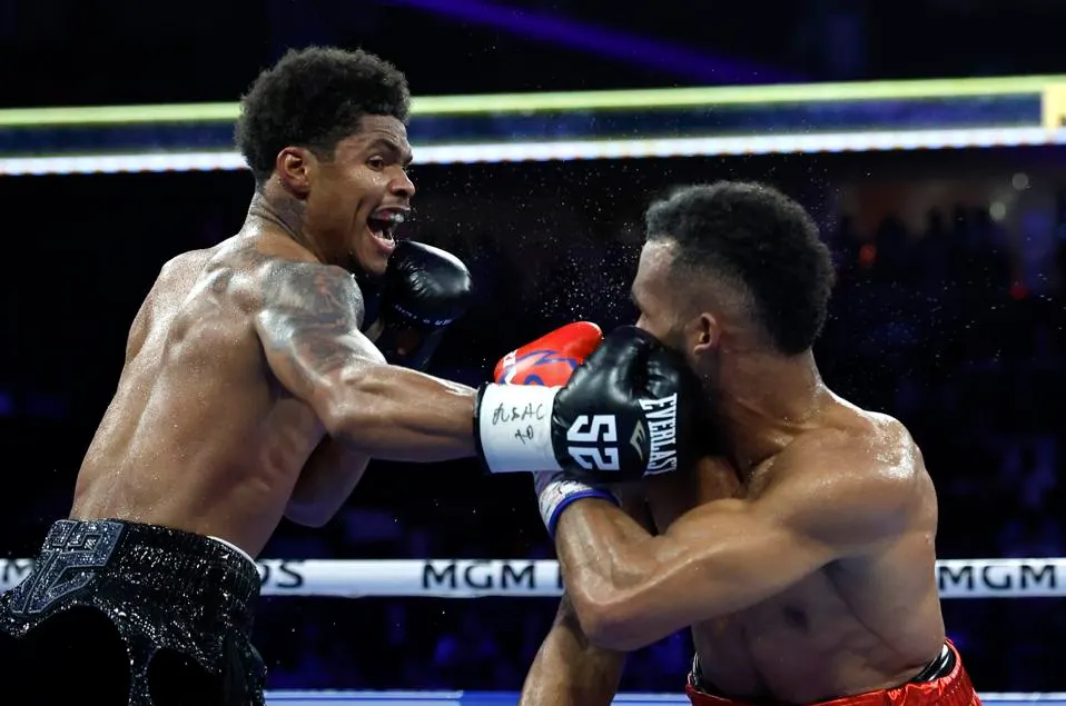 Shakur Stevenson vs Artem Harutyunyan